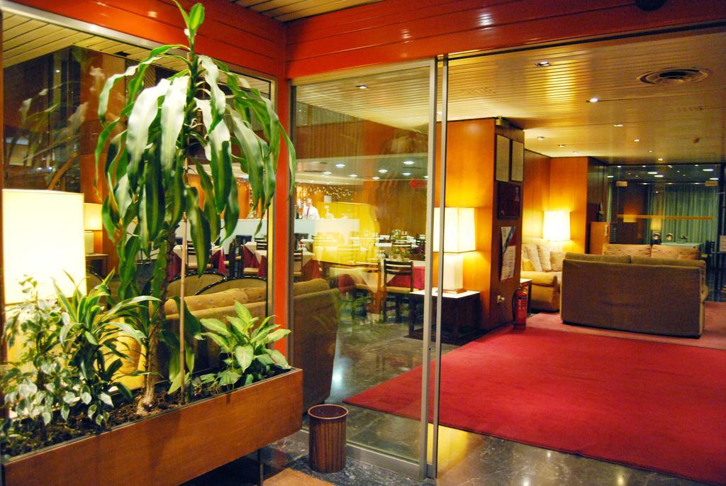 Iniohos Hotel Atena Exterior foto